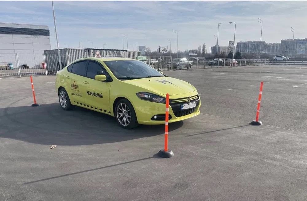 Автоінструктор. Механіка. Автомат.